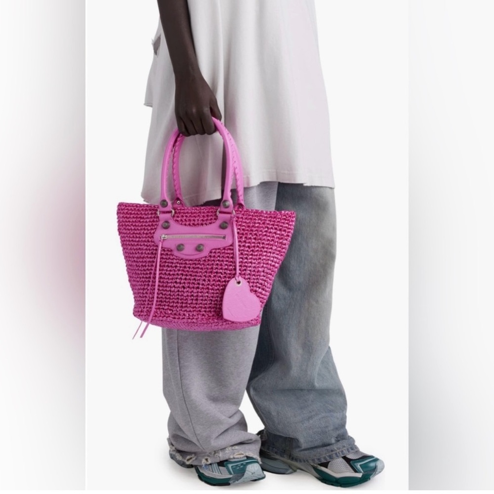 Balenciaga Small Le Cagole Nylon Raffia Tote Light
Pink NEW NWT Handbag Purse